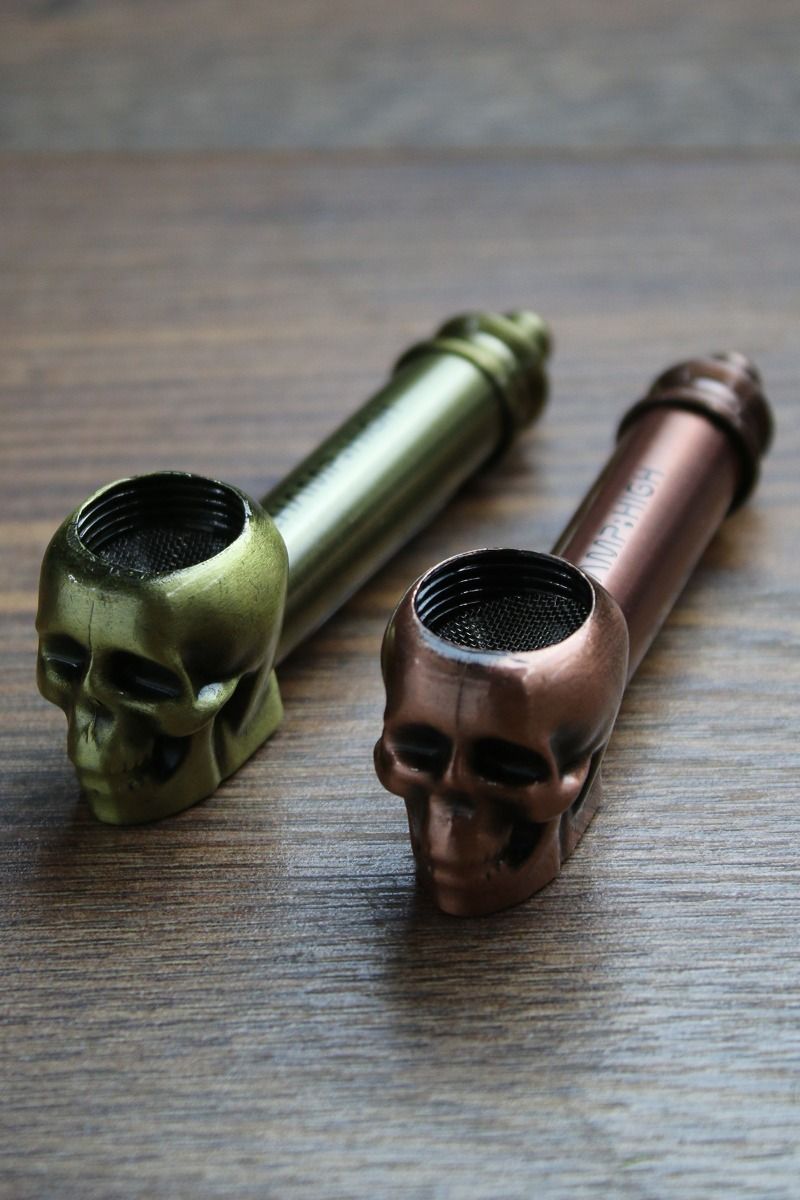 40506038-champ-high-metal-skull-pipe-d4-1200x1800