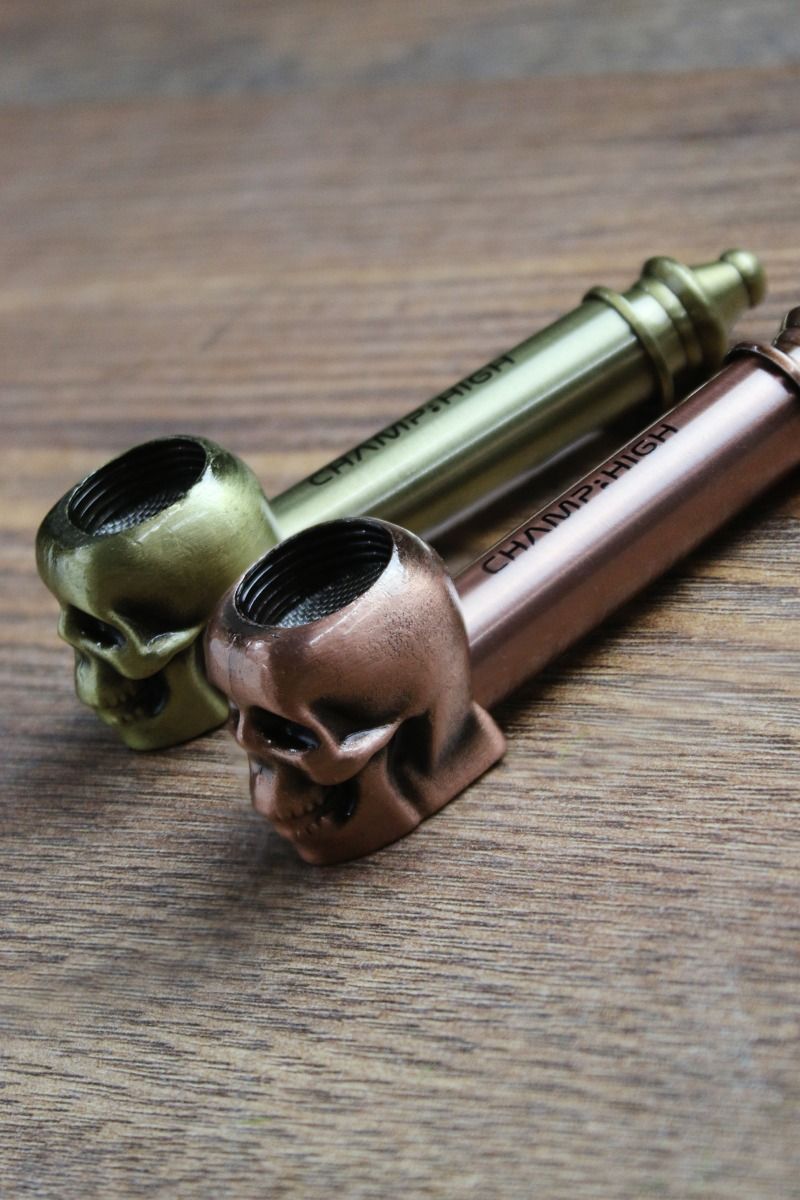 40506038-champ-high-metal-skull-pipe-d6-1200x1800